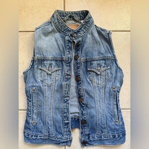 Vintage Cropped Levi Denim Sleeveless Vest with Button Front